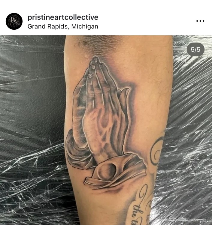 Praying hands tattoo by Luis Santos