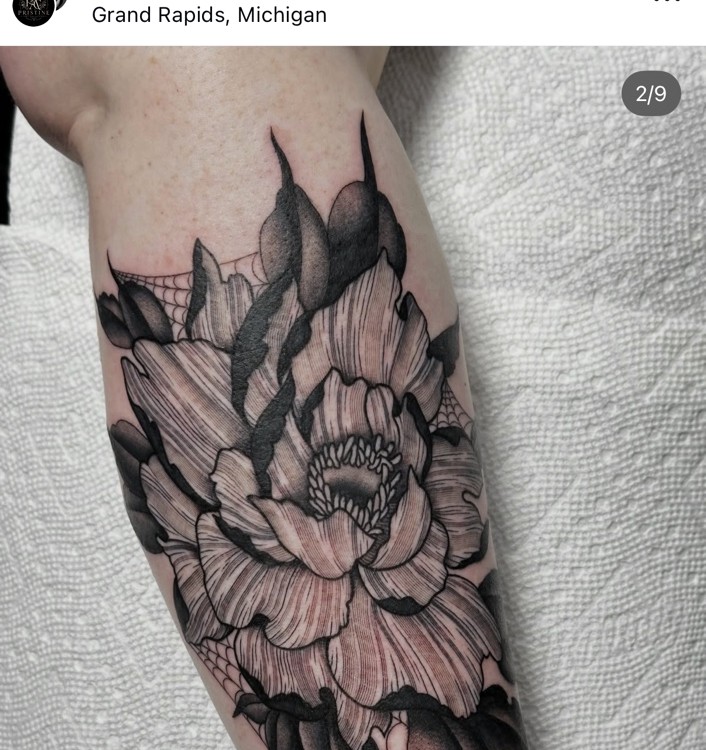 Blackwork tattoo by Maggie